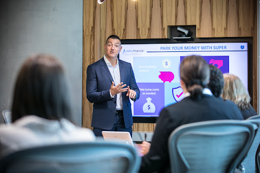 Read more about the article The 2025 List of Top Public Relations Firms in New York