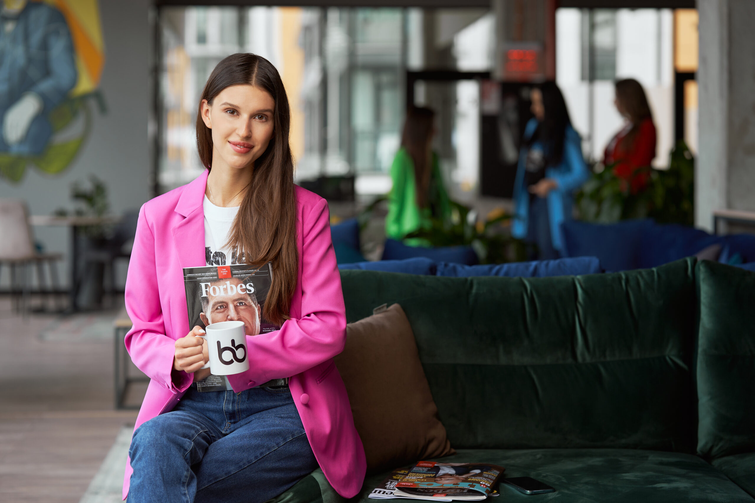 Read more about the article Top Tier Media Outlets – 2025 News Outlets List