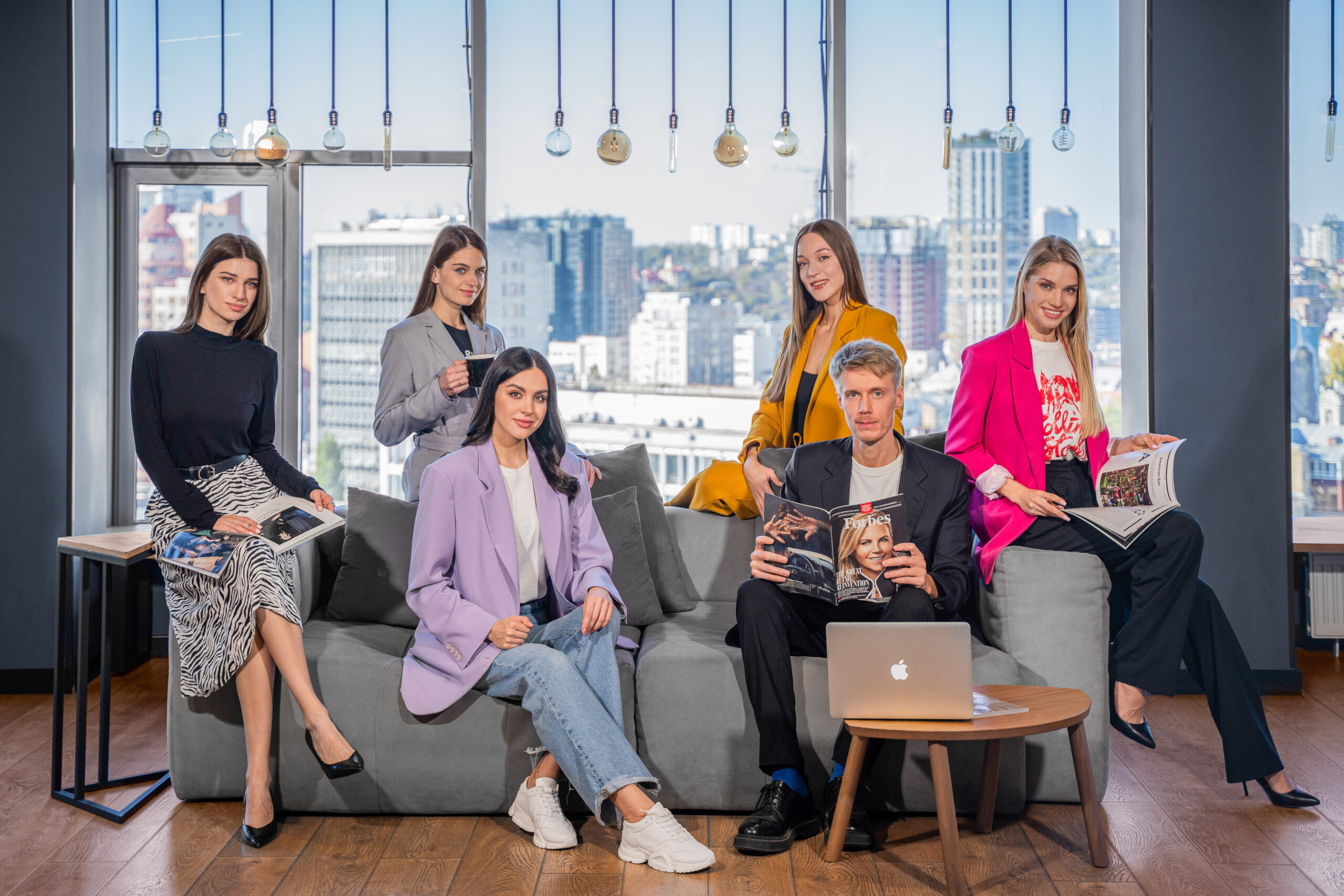 Read more about the article The Advantages of PR: Importance of Public Relations in Boosting Brand Image and Business Growth