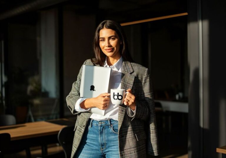 how to get featured in vogue